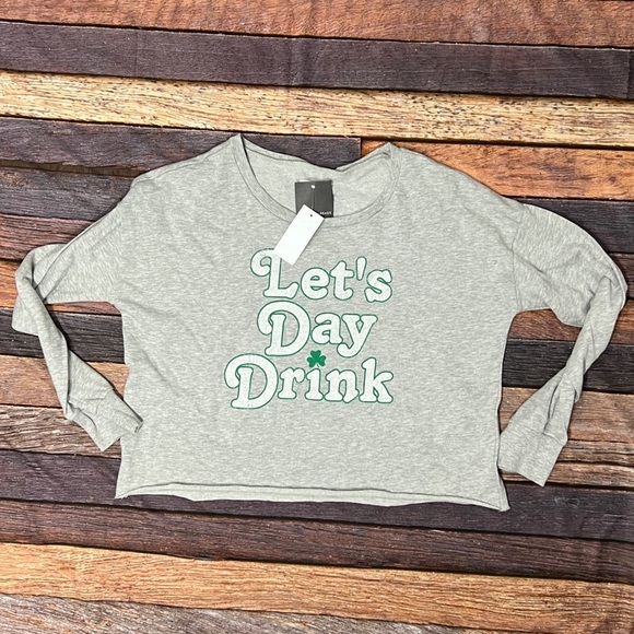 Lets Day Drink Shamrock Ireland Irish St Patricks Day Womens New Sweatshirt - Picture 1 of 5